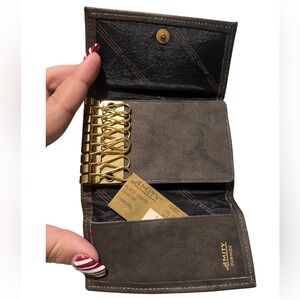 NWT Amity Black Brass Cowhide Charcoal Leather Key Holder Made in USA